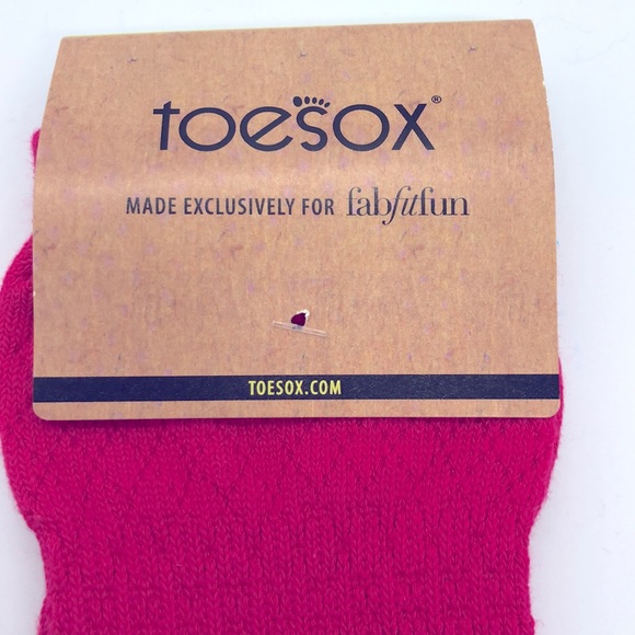 Toesox NWT - Picture 3 of 4